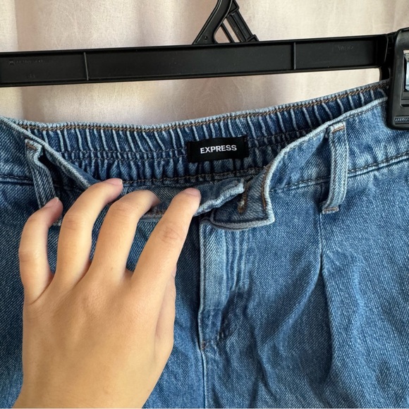 Classic Blue Denim Women's Shorts - Picture 3 of 3